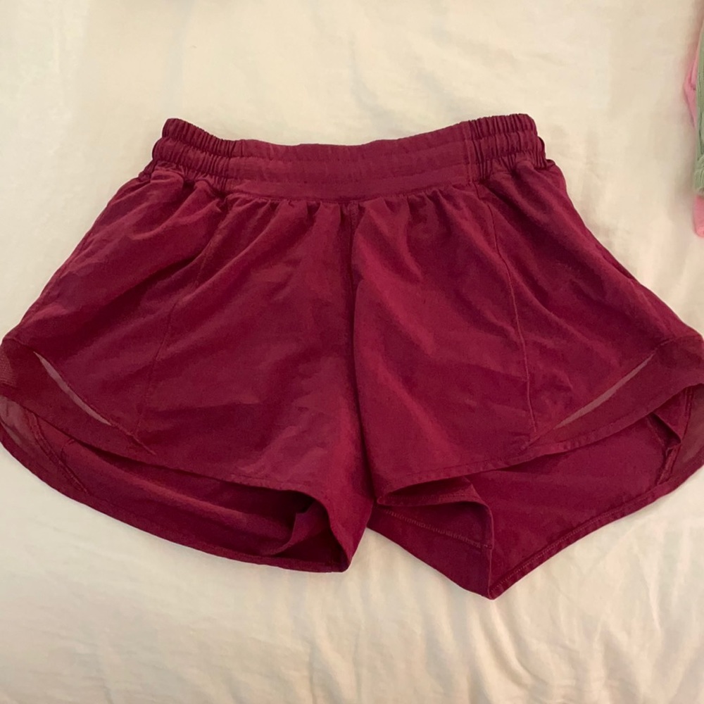 Lulu Lemon Hotty Hot Tall 4” Shorts